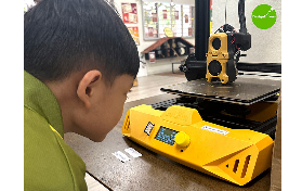 From Pixels to Prototypes: Diving into 3D Printing for students at 7oaks Student Care Centres